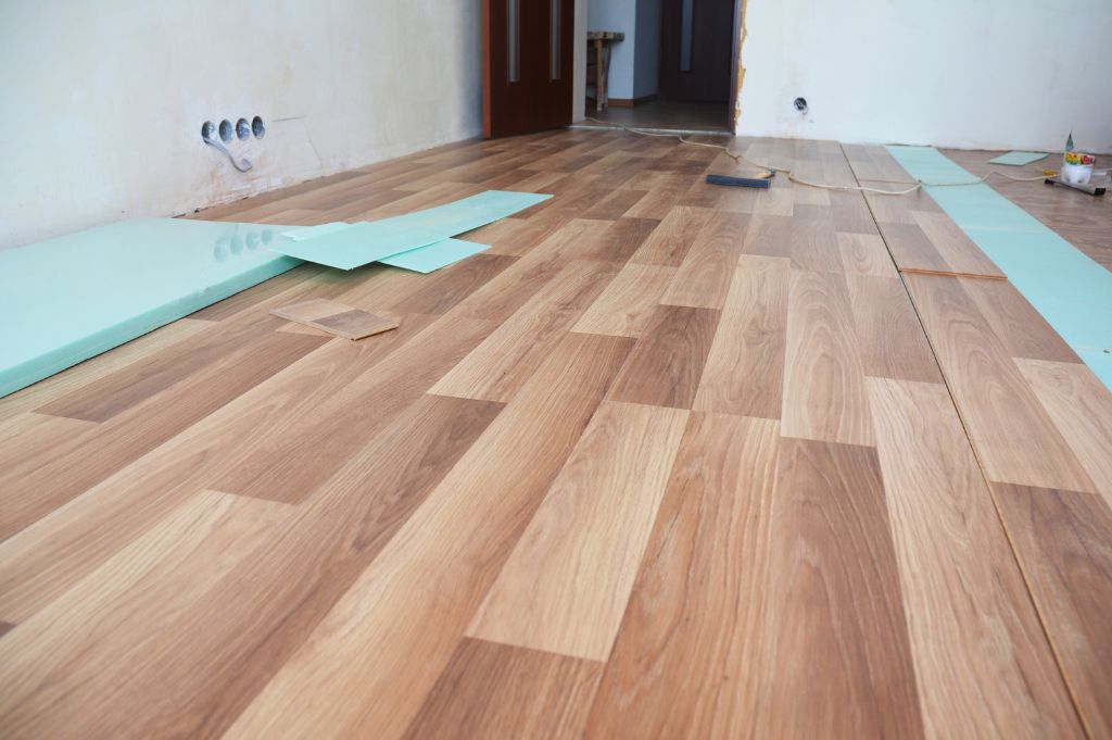 Laminate Flooring Pros and Cons | Nadine Floor Company