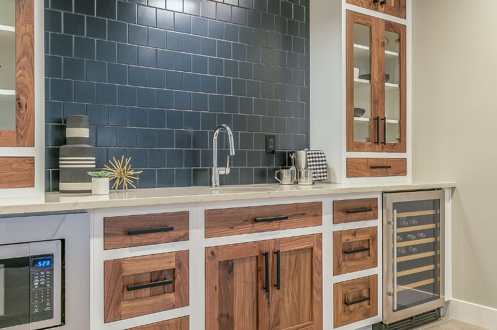 Great Kitchen Backsplash | Nadine Floor Company 