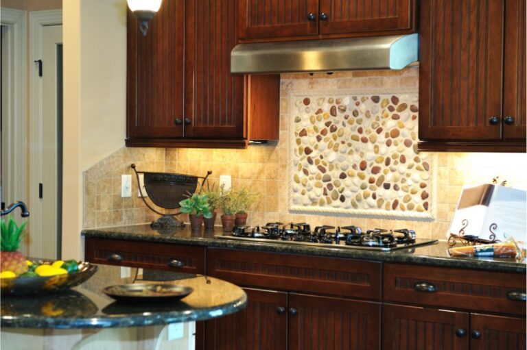 Kitchen backsplash tile installation ideas for Plano homes