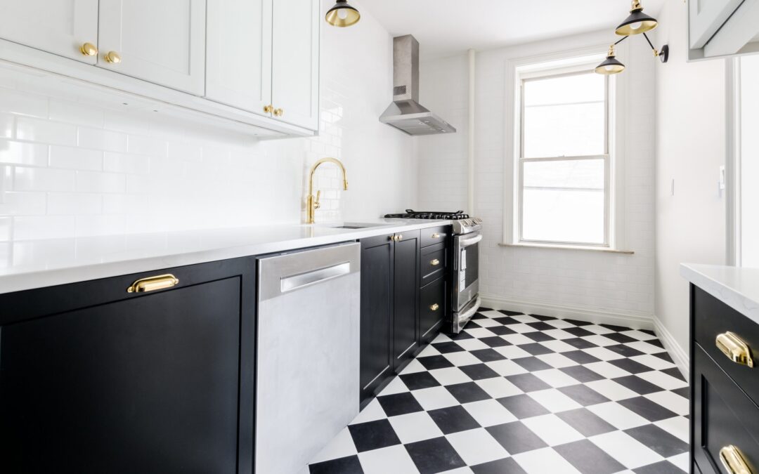 DIY vs. Professional Texas Floors Installation: Which is the Best Choice?