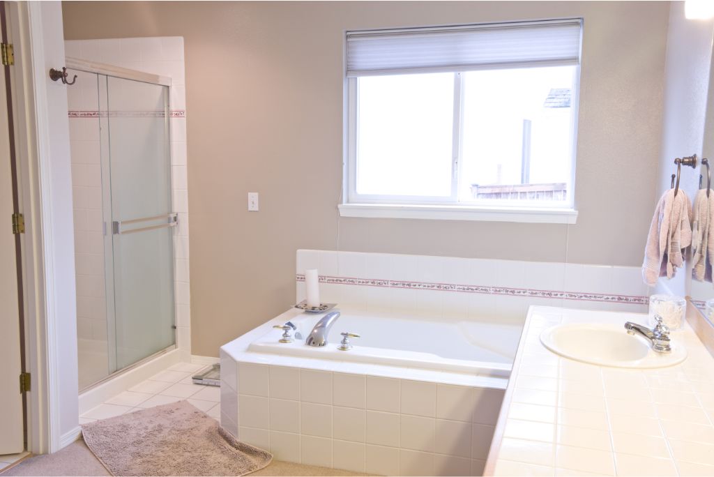 How Nadine Floors’ Plano TX Bathroom Remodeling Services Can Improve Daily Living