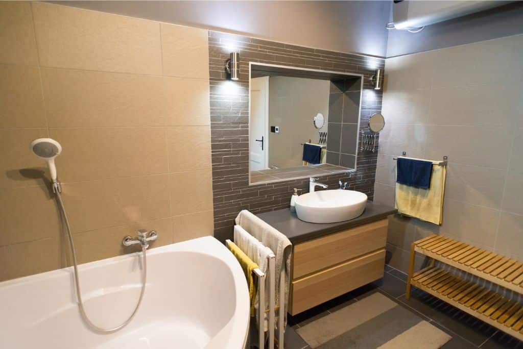 Budget-Friendly Ideas and Tips from Bathroom Remodeling Contractors in Plano – Nadine Floors