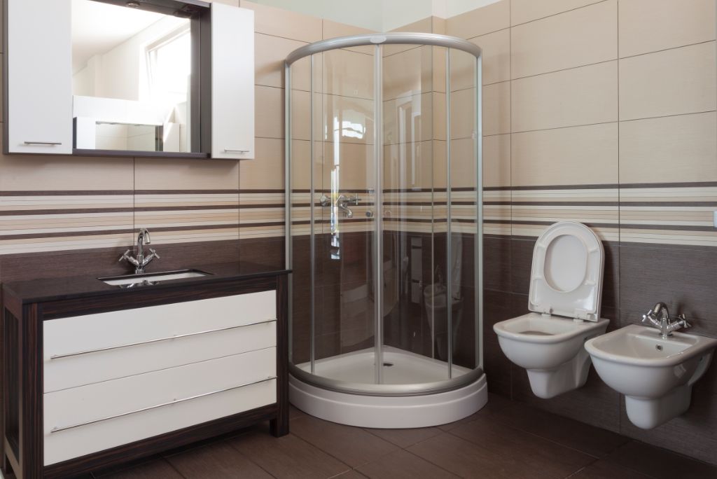 Budget-Friendly Ideas and Tips from Bathroom Remodeling Contractors in Plano – Nadine Floors